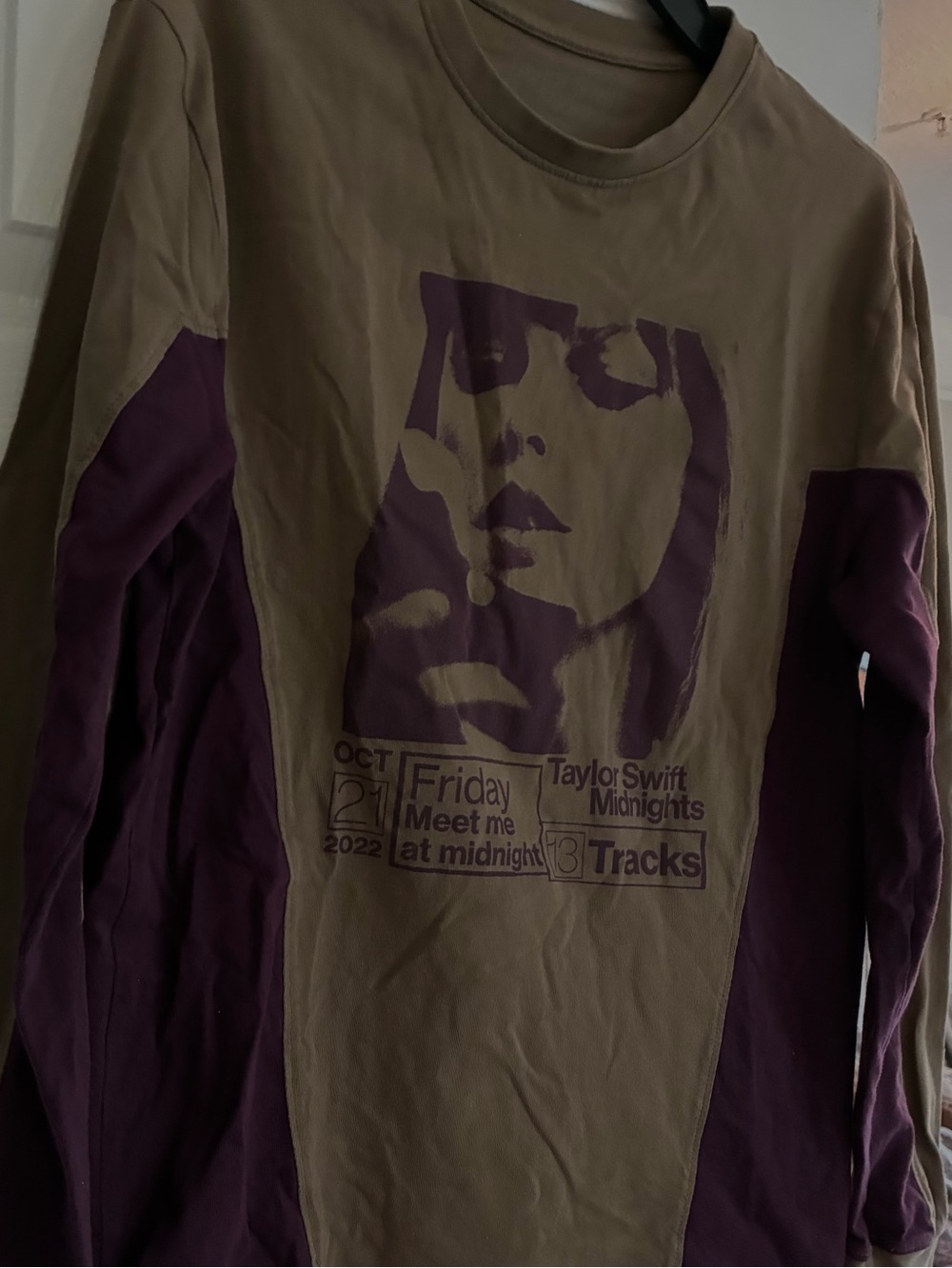 Taylor Swift “Midnights” LS Crewneck Medium Wt Tee. New. Size S. Brown & Purple